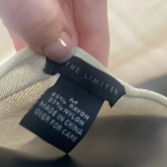 Cream Color Medium Tank - Picture 3 of 4